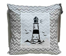 Lade das Bild in den Galerie-Viewer, Maritime Kissenhülle, Kissenbezug, Landhausstil Kissen * Leuchtturm* grau/weiß