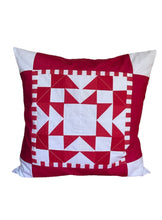 Carregar imagem no visualizador da galeria, Patchwork Kissenhülle, Landhausstil Kissenbezug, rot/weiß 50x50cm