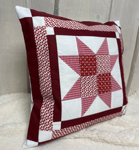 Load image into Gallery viewer, Patchwork cushion cover, country house style cushion cover, red/white 40x40cm.