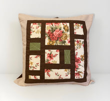 Lade das Bild in den Galerie-Viewer, Patchwork Kissenhülle, Landhausstil Kissenbezug, braun /beige/grün 50x50cm