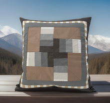 Lade das Bild in den Galerie-Viewer, Patchwork Kissenhülle, Landhausstil Kissenbezug, grau/beige 40x40cm