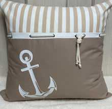 Lade das Bild in den Galerie-Viewer, Maritime Kissenhülle, Kissenbezug, Landhausstil Kissen, Dekokissen * Anker * beige/weiß