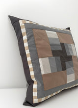 Lade das Bild in den Galerie-Viewer, Patchwork Kissenhülle, Landhausstil Kissenbezug, grau/beige 40x40cm