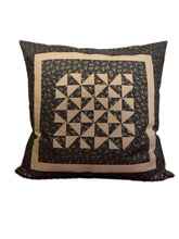 Carregar imagem no visualizador da galeria, Patchwork Kissenhülle, Landhausstil Kissenbezug, grau/beige 50x50cm