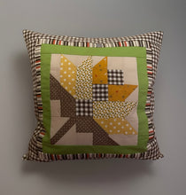 Carregar imagem no visualizador da galeria, Patchwork Kissenhülle, Landhausstil Kissenbezug 40x40cm