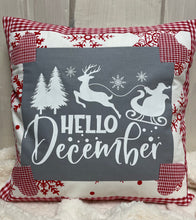 Carregar imagem no visualizador da galeria, Patchwork Kissenhülle, Landhausstil Kissenbezug, rot/grau/weiß 40x40cm.