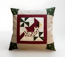Lade das Bild in den Galerie-Viewer, Patchwork Kissenhülle, Landhausstil Kissenbezug,Vogel, beige/rot/grün/braun