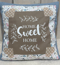 Carregar imagem no visualizador da galeria, Patchwork Kissenhülle, Landhausstil Kissenbezug blau/beige 40x40cm.