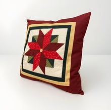 Lade das Bild in den Galerie-Viewer, Patchwork Kissenhülle, Landhausstil Kissenbezug, rot/grün/weiß 40x40cm