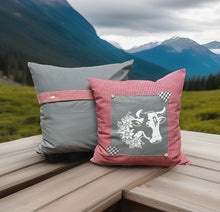 Lade das Bild in den Galerie-Viewer, Landhausstil Kissenhülle * Kissenbezug * Bauernstube Dekokissen * Kuh*