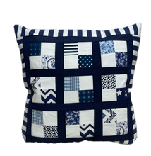 Load image into Gallery viewer, Patchwork cushion cover, country house style cushion cover, blue/white 40x40cm.