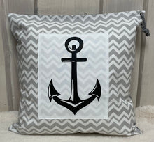 Lade das Bild in den Galerie-Viewer, Maritime Kissenhülle, Kissenbezug, Landhausstil Kissen * Anker * grau/weiß