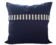 Lade das Bild in den Galerie-Viewer, Maritime Kissenhülle, Landhausstil Kissenbezug, Dekokissen * Fische *blau/weiß