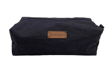 Charger l'image dans la galerie, Handgefertigte Kosmetiktasche (Boxie Bag) aus gestreiften Jeansstoff (Kopie)