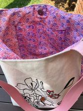 Загрузить изображение в средство просмотра галереи, Handgefertigter und handbemalter Shopper Blumenfrau