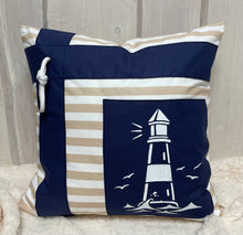 Lade das Bild in den Galerie-Viewer, Maritime Kissenhülle, Kissenbezug, Landhausstil Kissen * Leuchtturm* blau/weiß/beige