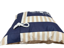 Lade das Bild in den Galerie-Viewer, Maritime Kissenhülle, Kissenbezug, Landhausstil Kissen * Leuchtturm* blau/weiß/beige