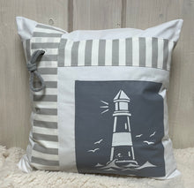 Lade das Bild in den Galerie-Viewer, Maritime Kissenhülle, Kissenbezug, Landhausstil Kissen * Leuchtturm * weiß/grau