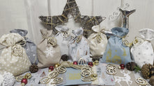 Laden und Abspielen von Videos im Galerie-Viewer, Adventskalender,Landhausstil Adventskalender zum Befüllen, 24 Säckchen zum Advent , Adventskalender Zahlen aus Holz, mint /grau/beige