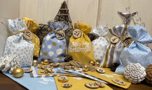 Lade das Bild in den Galerie-Viewer, Adventskalender,Landhausstil Adventskalender zum Befüllen, 24 Säckchen zum Advent , Adventskalender Zahlen aus Holz, hellblau/curry/gold