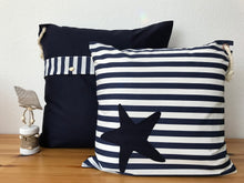 Lade das Bild in den Galerie-Viewer, Maritime Kissenhülle, Kissenbezug, Landhausstil Kissen, Dekokissen Seestern blau/weiß