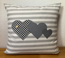 Загрузить изображение в средство просмотра галереи, Landhausstil Kissenhülle * Kissenbezug * Dekokissen * Herzen *