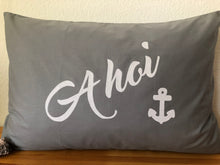 Lade das Bild in den Galerie-Viewer, Maritime Kissenhülle, Kissenbezug, Landhausstil Kissen * Ahoi * grau/weiß 40x60cm.