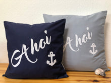 Cargar imagen en el visor de la galería, Maritime Kissenhülle, Kissenbezug,Landhausstil Kissen,Marine Kissen, Dekokissen, Ahoi, blau/weiß
