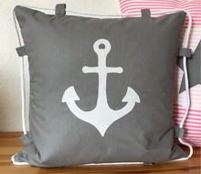Lade das Bild in den Galerie-Viewer, Maritime Kissenhülle, Kissenbezug, Landhausstil Kissen * Anker * grau/weiß