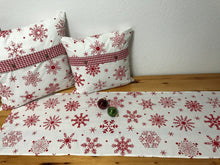 Lade das Bild in den Galerie-Viewer, 1x Weihnachtliche Landhausstil Kissenhülle * Kissenbezug * Dekokissen * weiß/rot