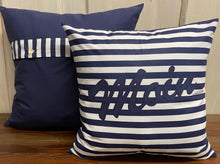 Lade das Bild in den Galerie-Viewer, 1x Maritime Kissenhülle, Kissenbezug, Landhausstil Kissen, Anker blau/weiß