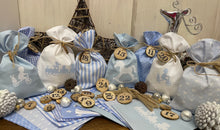 Lade das Bild in den Galerie-Viewer, Adventskalender,Landhausstil Adventskalender zum Befüllen, 24 Säckchen zum Advent , Adventskalender Zahlen aus Holz, blau /weiß