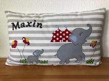 Carregar imagem no visualizador da galeria, Namenskissen, Kuschelkissen, Kissen Geburt, Kinderkissen