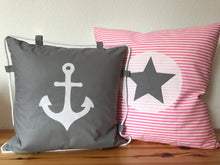 Lade das Bild in den Galerie-Viewer, Maritime Kissenhülle, Kissenbezug, Landhausstil Kissen * Anker * grau/weiß