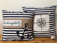 Lade das Bild in den Galerie-Viewer, 1x Maritime Kissenhülle, Kissenbezug, Landhausstil Kissen, Dekokissen Kompass blau/weiß