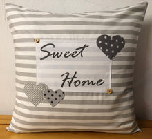 Lade das Bild in den Galerie-Viewer, Landhausstil Kissenhülle * Kissenbezug * Dekokissen „ Sweet Home „ grau/weiß