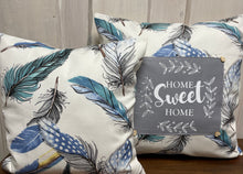 Lade das Bild in den Galerie-Viewer, Landhausstil Kissenhülle * Kissenbezug * Dekokissen „ Home Sweet Home „ naturweiß/blau/grau