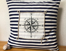 Lade das Bild in den Galerie-Viewer, 1x Maritime Kissenhülle, Kissenbezug, Landhausstil Kissen, Dekokissen Kompass blau/weiß