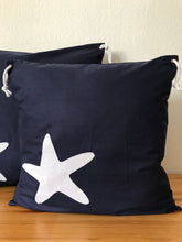 Lade das Bild in den Galerie-Viewer, 1x Maritime Kissenhülle, Kissenbezug,Landhausstil Kissen,Marine Kissen, Dekokissen, Seestern. blau/weiß