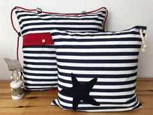 Lade das Bild in den Galerie-Viewer, Maritime Kissenhülle, Kissenbezug, Landhausstil Kissen, Dekokissen Seestern blau/weiß