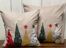 Lade das Bild in den Galerie-Viewer, 1x Weihnachtliche Landhausstil Kissenhülle * Kissenbezug * Dekokissen * beige weiß gestreift