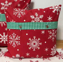 Lade das Bild in den Galerie-Viewer, 1x Weihnachtliche Landhausstil Kissenhülle * Kissenbezug * Dekokissen * rot/weiß