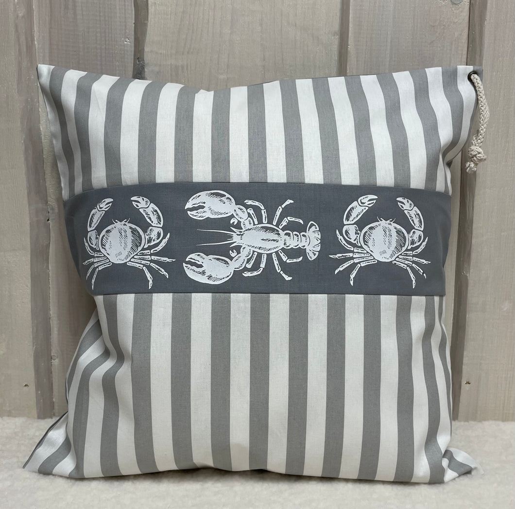 Maritime Kissenhülle, Kissenbezug, Landhausstil Kissen, Dekokissen Krebse grau/weiß