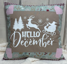 Carregar imagem no visualizador da galeria, Patchwork Kissenhülle, Landhausstil Kissenbezug, beige/dunkelrot 40x40cm.
