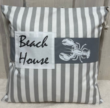 Lade das Bild in den Galerie-Viewer, Maritime Kissenhülle, Kissenbezug, Landhausstil Kissen, Dekokissen Beach House grau/weiß
