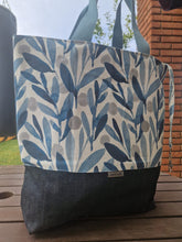 Load image into Gallery viewer, Große Handgefertigte Jeanstasche / Schultertasche Größe ca.42x38x14cm
