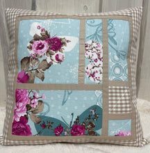 Carregar imagem no visualizador da galeria, Patchwork Kissenhülle, Landhausstil Kissenbezug, blau / beige 40x40cm.
