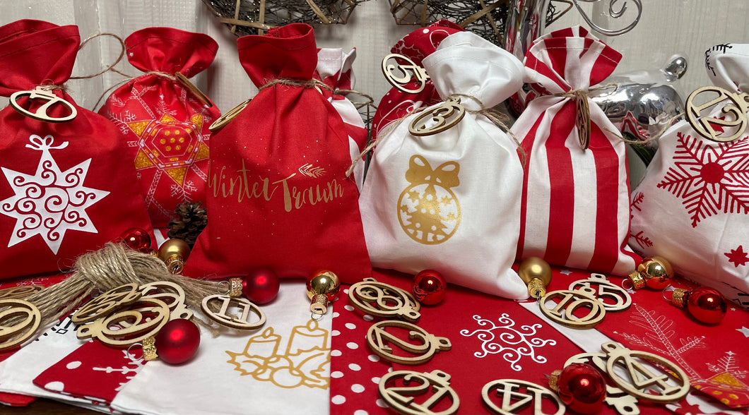 Adventskalender,Landhausstil Adventskalender zum befüllen, 24 Säckchen zum Advent, Adventskalender Zahlen aus Holz, rot/weiß