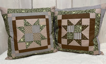 Carregar imagem no visualizador da galeria, Patchwork Kissenhülle, Landhausstil Kissenbezug, braun / beige /grün 40x40cm.
