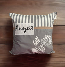 Lade das Bild in den Galerie-Viewer, Maritime Kissenhülle, Kissenbezug, Landhausstil Kissen, Dekokissen *Auszeit* grau/weiß
